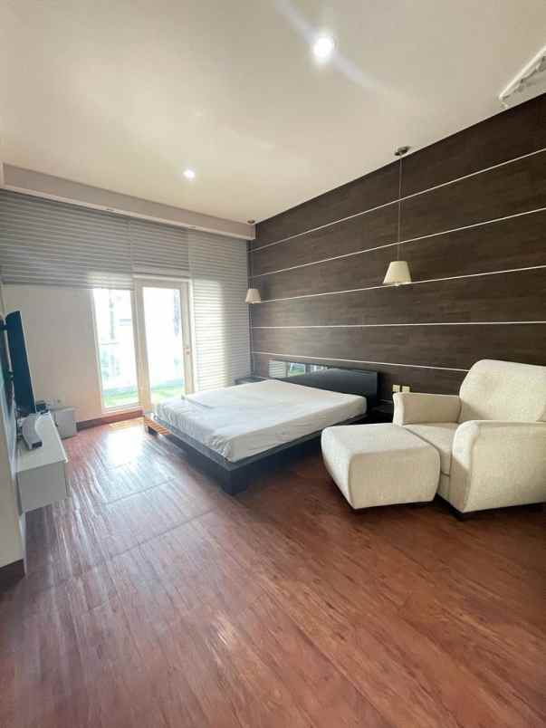 disewakan rumah cluster alamanda jgc