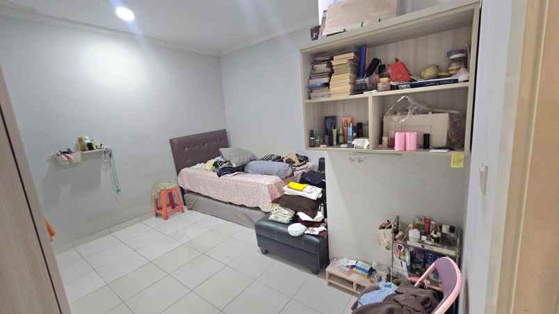 disewakan rumah cluster palm summarecon bekasi