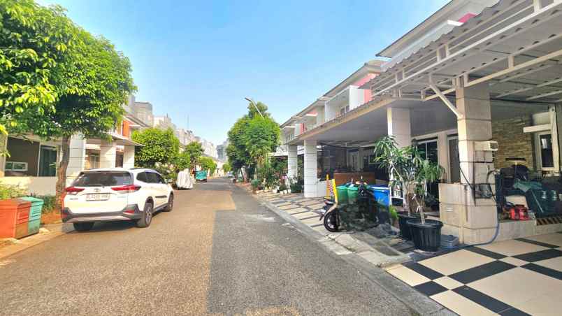 disewakan rumah cluster palm summarecon bekasi