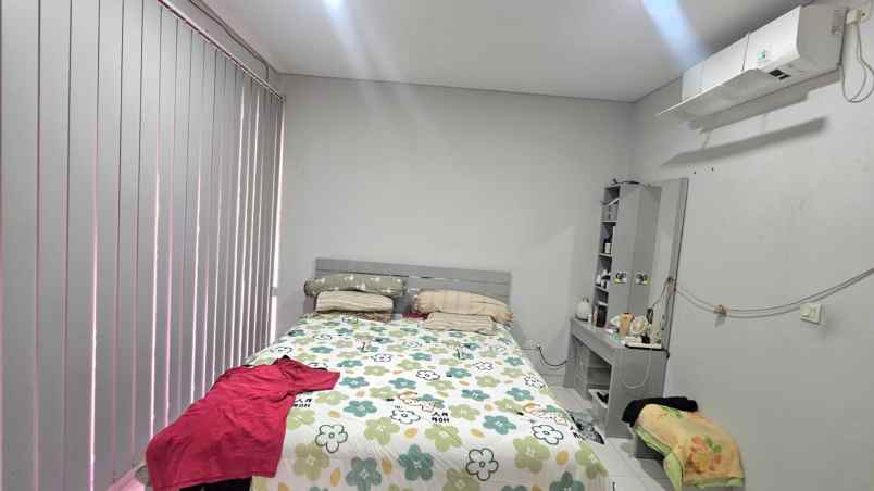disewakan rumah cluster palm summarecon bekasi