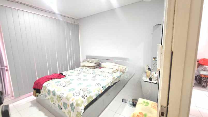 disewakan rumah cluster palm summarecon bekasi