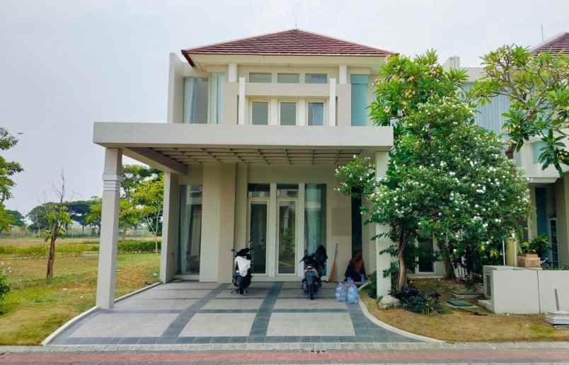 disewakan rumah grand pakuwon surabaya barat