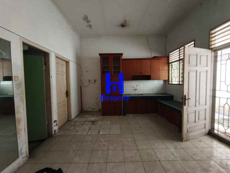 disewakan rumah komplek cemara hijau jalan