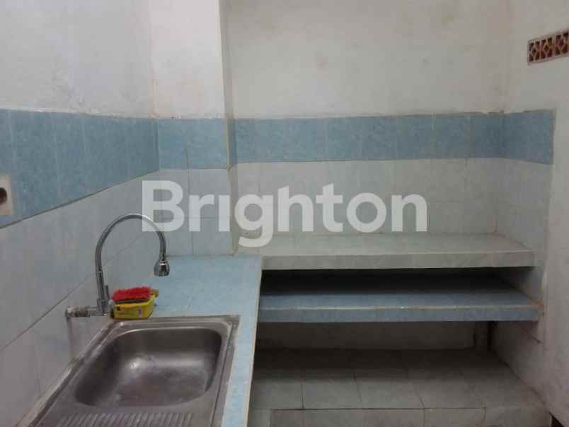 disewakan rumah nginden intan