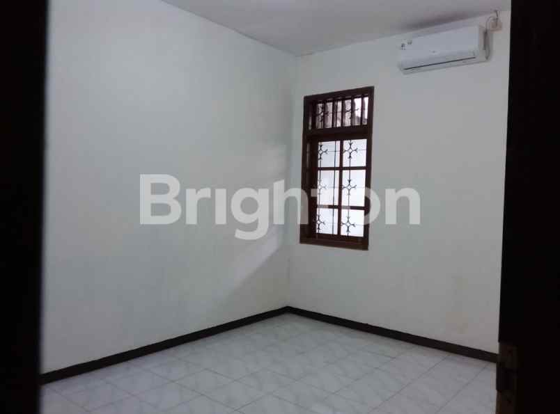 disewakan rumah nginden intan