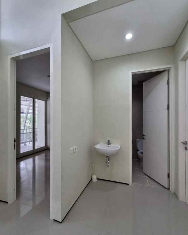 disewakan rumah northwest park
