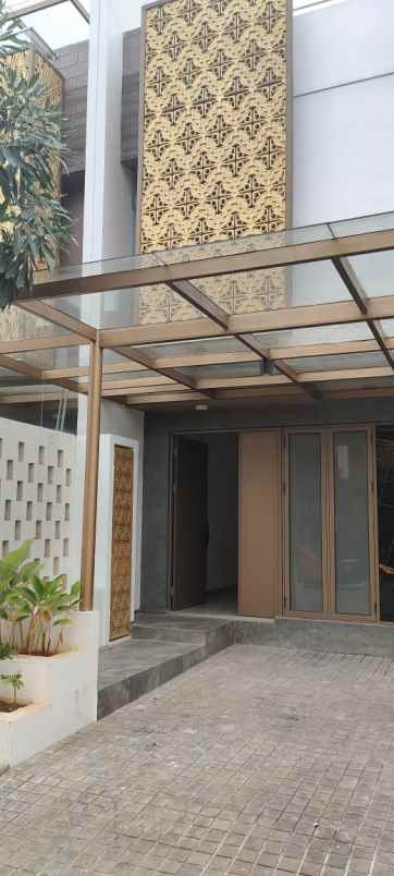 disewakan rumah puri 11