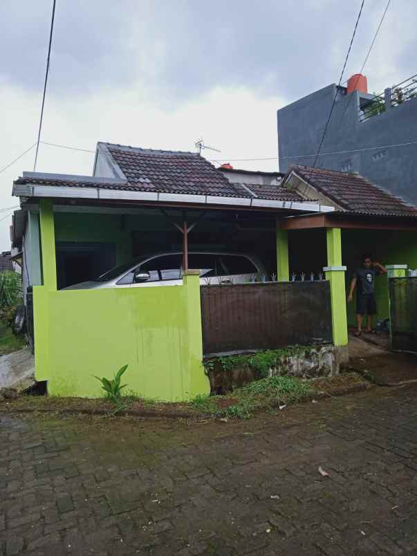 disewakan rumah sanggar indah lestari