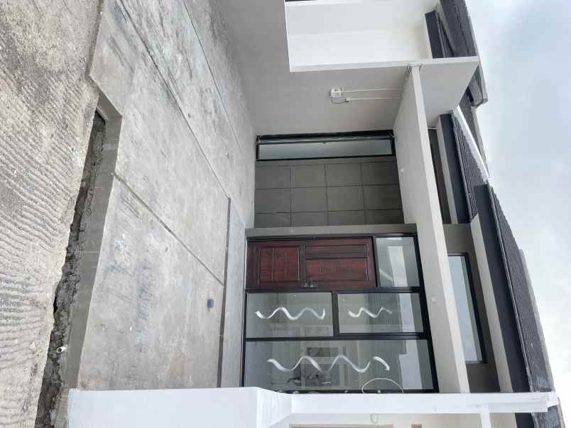 garumban village residence ciwastra