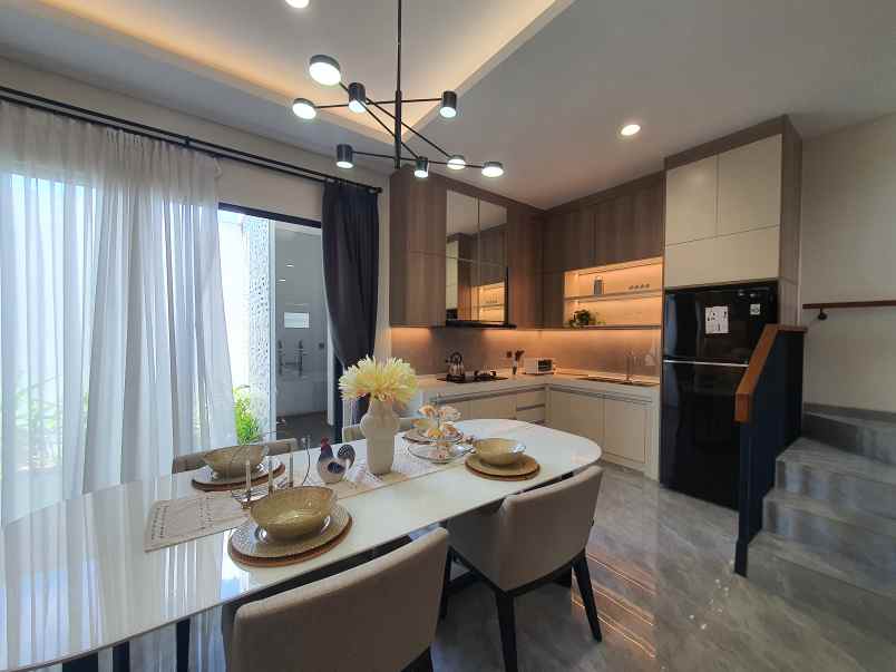 harga perdana rumah suvarna sutera cluster agra