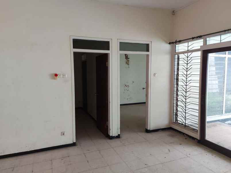 hitung tanah rumah ngagel jaya tengah strategis