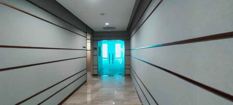 holland village ruang kantor 240 m2