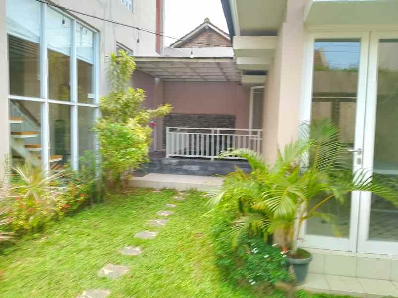 homestay dijual dekat ambarukmo plaza