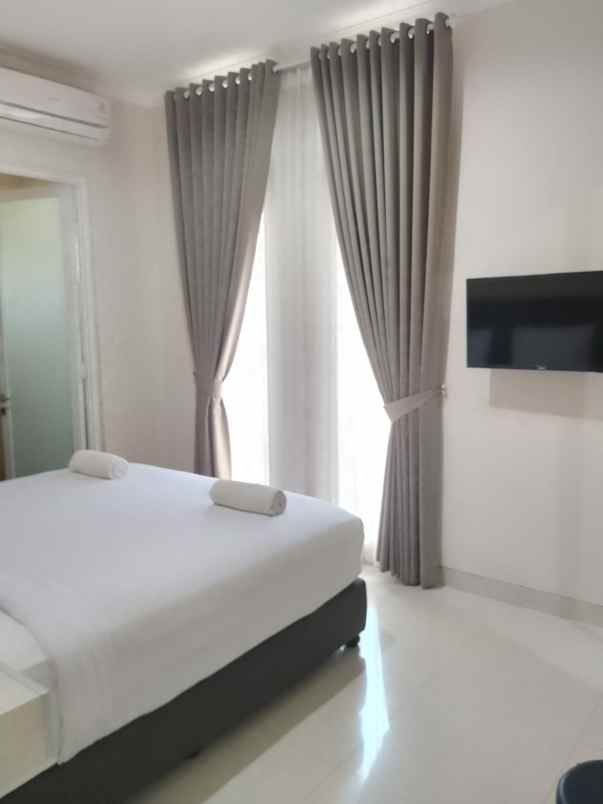 homestay dijual dekat ambarukmo plaza