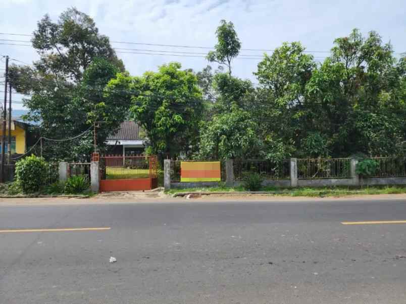 jual rumah cocok untuk usaha di karang tengah sukabumi