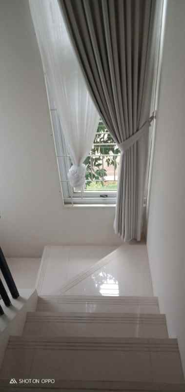 jual rumah kota wisata cibubur