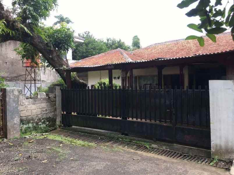 jual rumah lama bagus di komplek mahkama agung jaksel