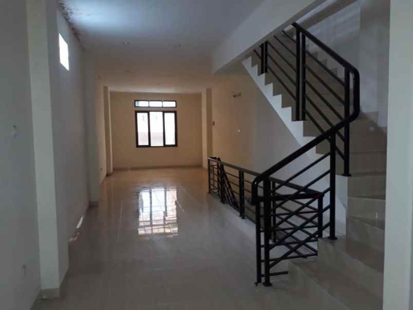 jual rumah pasar glodok selatan jak bar