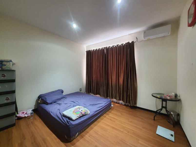 jual rumah semi furnished taman palem lestari jak bar