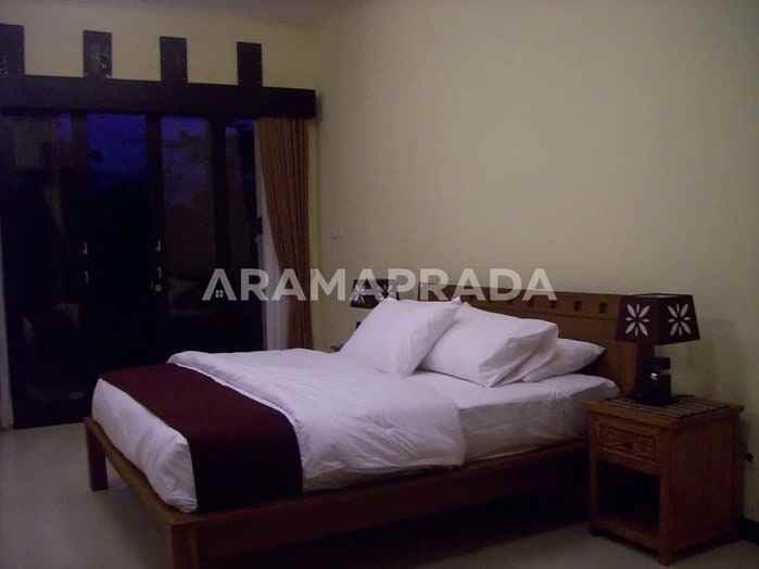 jual rumah semi villa 3 1 kamar muding kerobokan