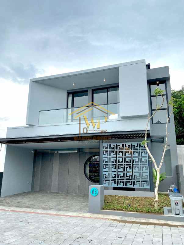 kini hadir rumah furnished mewah strategis di sleman