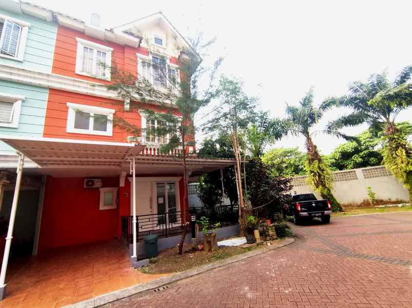 omaha village rumah hook 4br