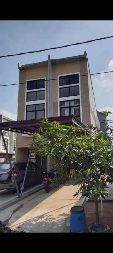 oper kredit rumah cantik di limo kota depok