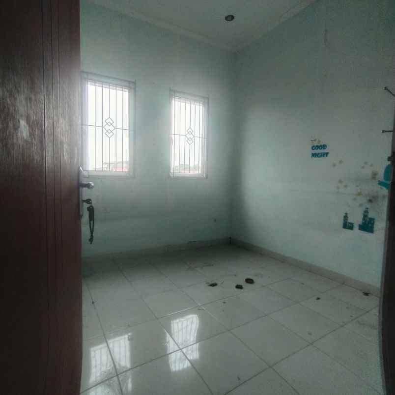 over kredit rumah 2 lantai dekat pemda cibinong bogor