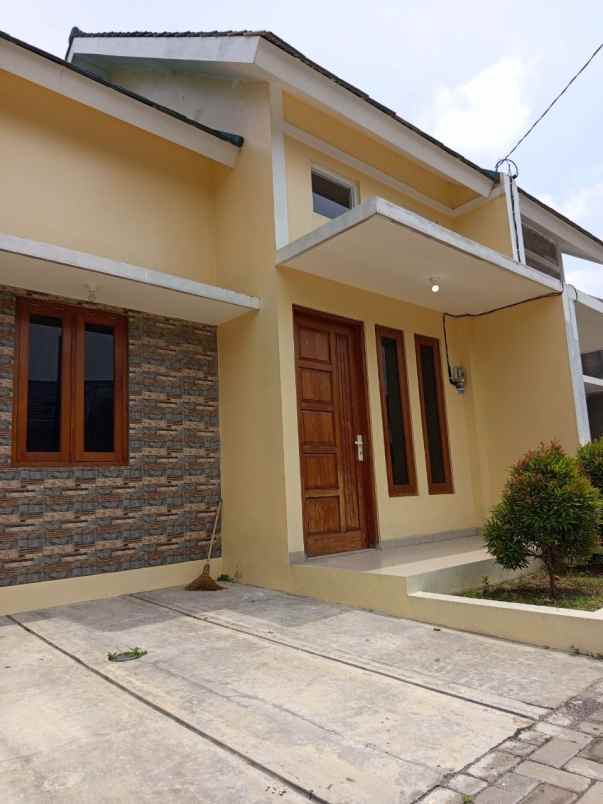 perumahan laban asri mojolaban dekat solo