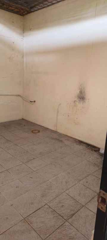 ruko 2 lantai di jl taruna pulo gadung jakarta timur