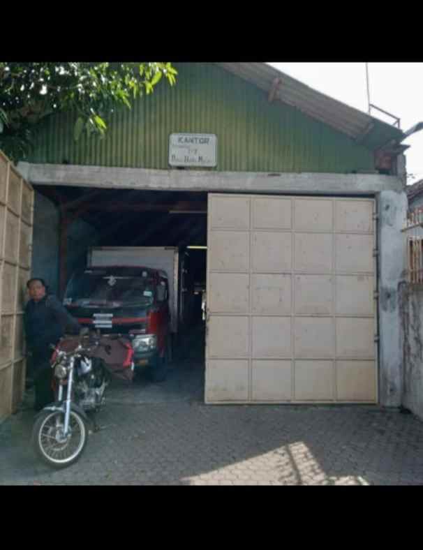 ruko gudang kantor cangkringan nganjuk