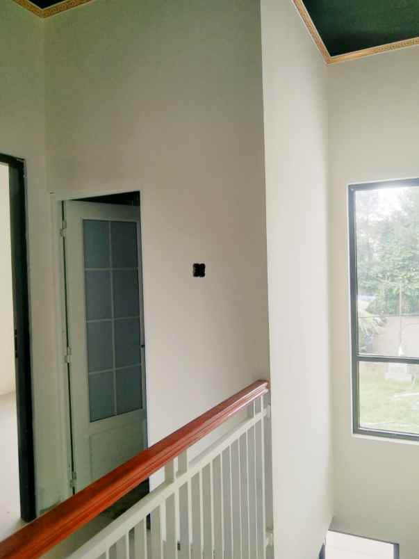 rumah 2 lantai cikaret cibinong