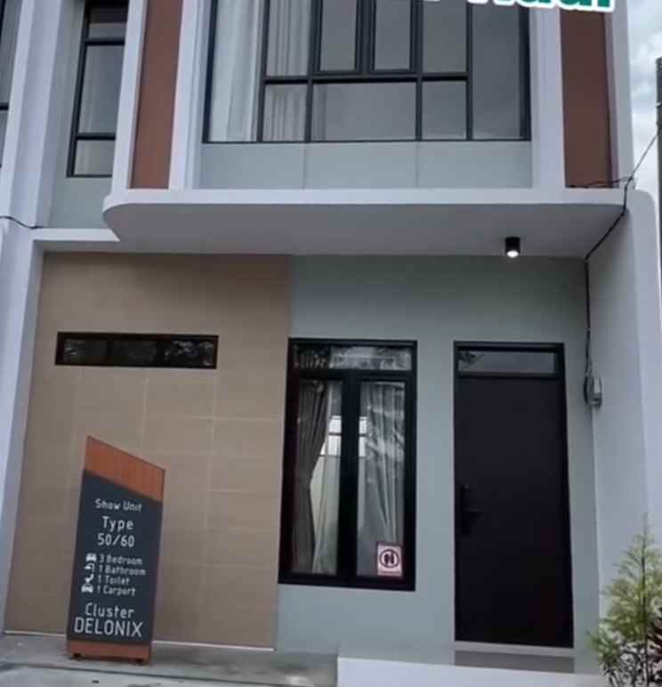 rumah 2 lantai ciwastra