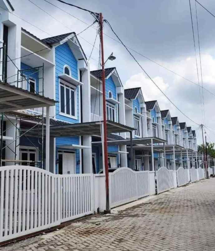 rumah 2 lantai di setia budi medan dekat kampus usu