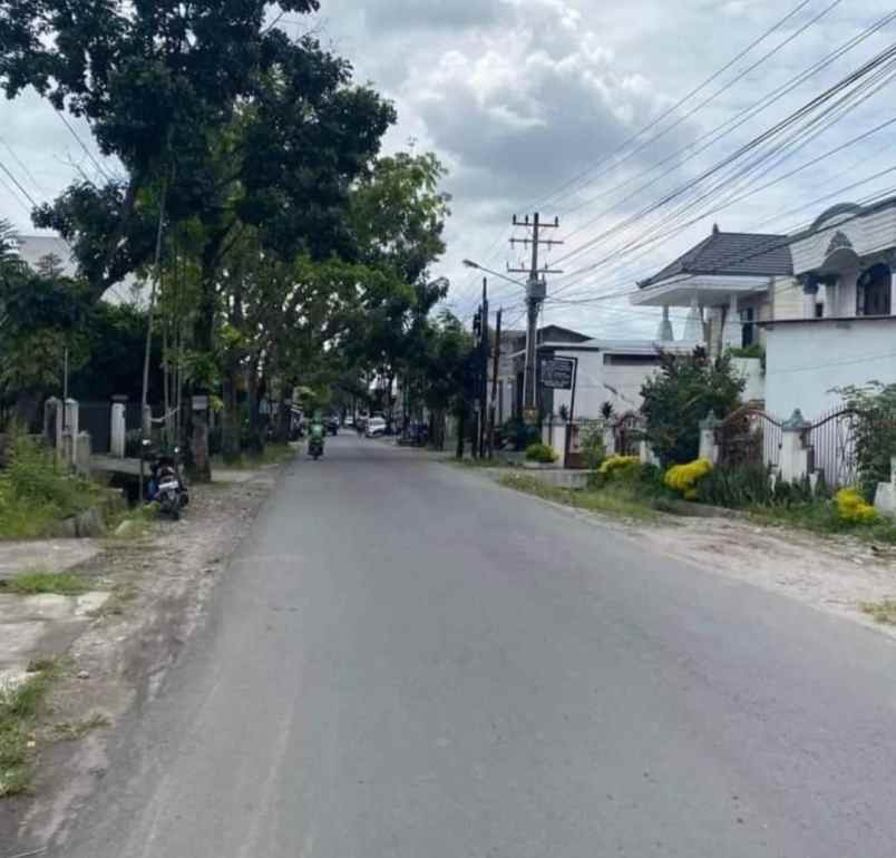 rumah 2 lantai di setia budi medan dekat kampus usu