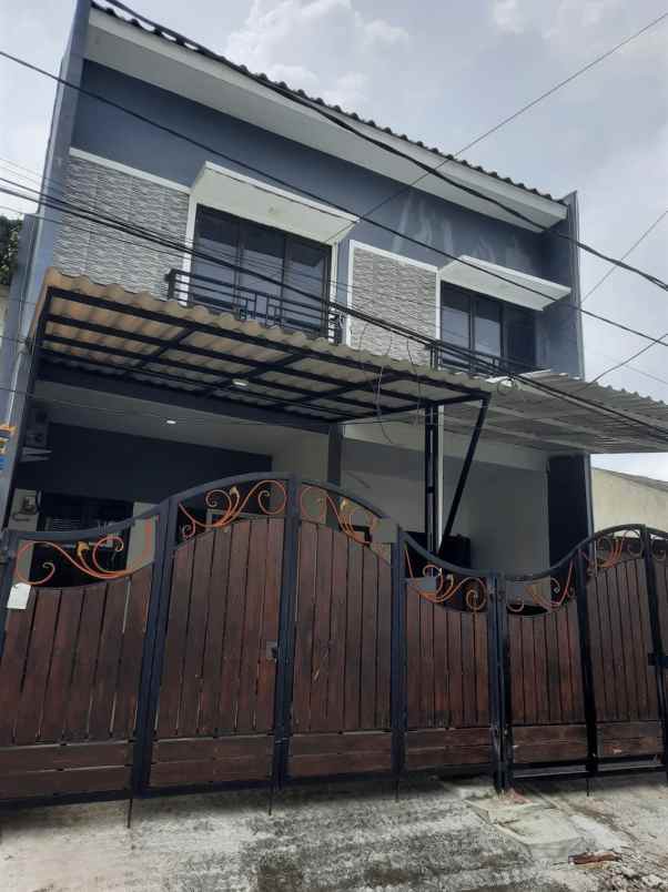 rumah 2 lantai lebar 4x15 60m cengkareng jakarta barat