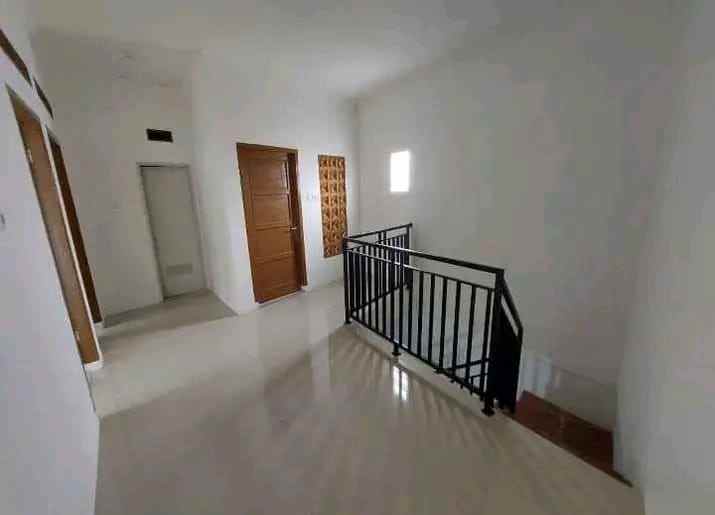 rumah 2 lantai termurah di bintara bekasi bebas banjir