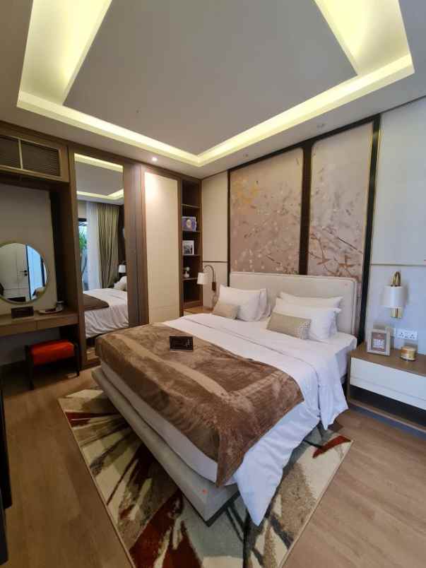 rumah 3 lantai 5 kamar di bintaro tangerang selatan