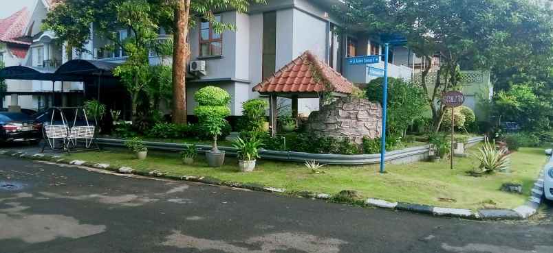 rumah asri di alam sutera