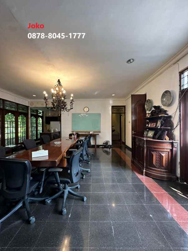 rumah asri jl ki mangunsakoro menteng jakarta pusat