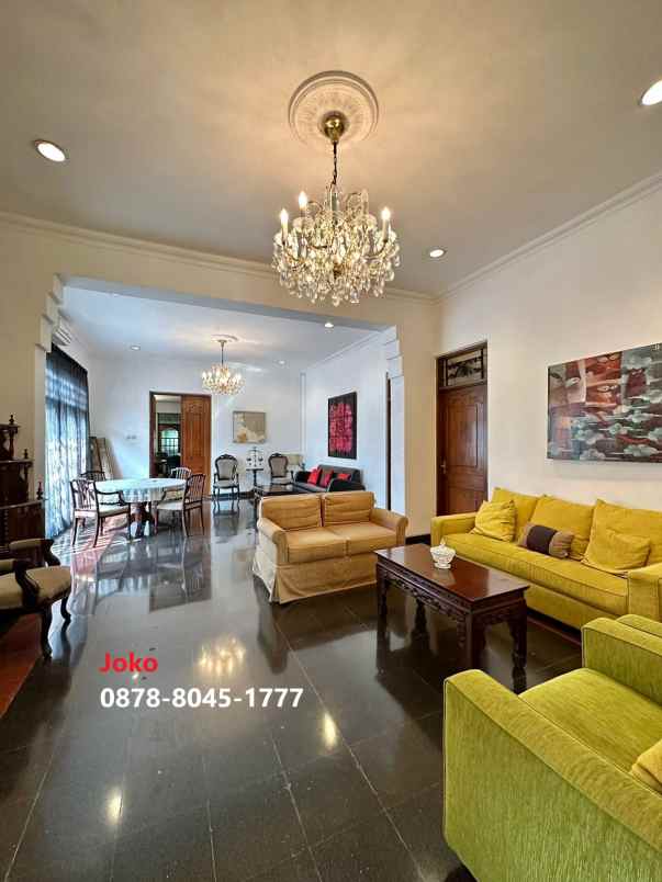 rumah asri jl ki mangunsakoro menteng jakarta pusat