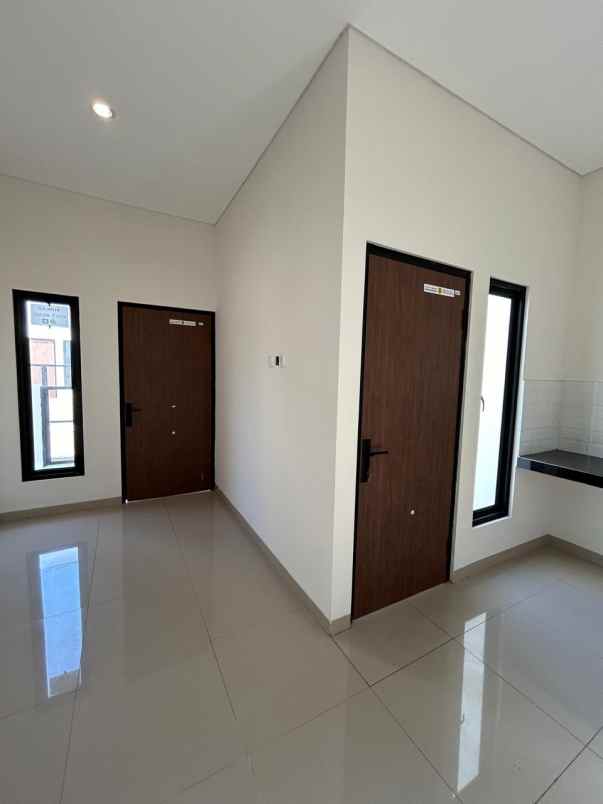 rumah baru dan elegan di acasha homes cluster