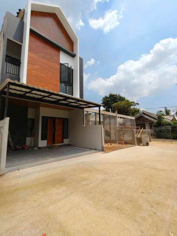 rumah baru design scandinavian di bambu apus jaktim