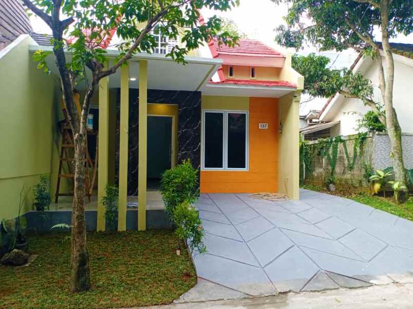 rumah baru hook tengah di sentul city bogor