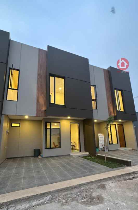 rumah baru modern 2 lantai dekat umpam pamiulang