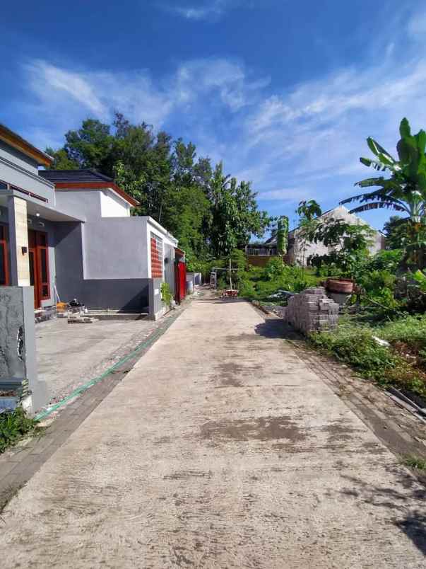 rumah baru siap huni di lokasi strategis sedayu bantul