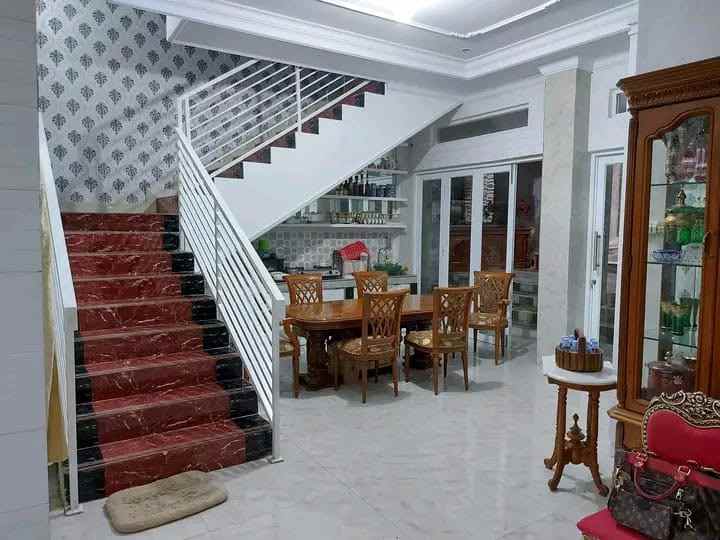 rumah bekasi jatibening pondok gede cakep 2 lantai