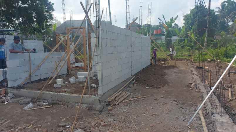 rumah besar mewah tanah luas di tempel sleman