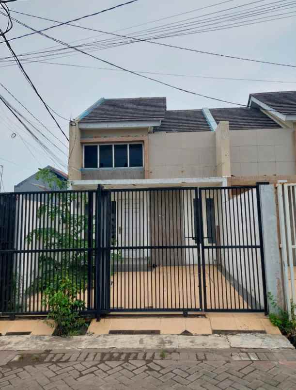 rumah cantik minimalis 500 jutaan di surabaya timur