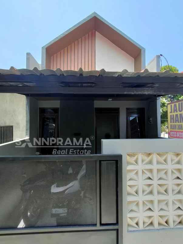 rumah cantik minimalis estetik dekat maharaja depok